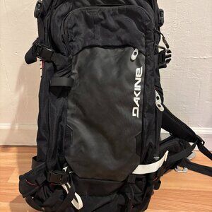 DAKINE POACHER RAS 26L BACKPACK